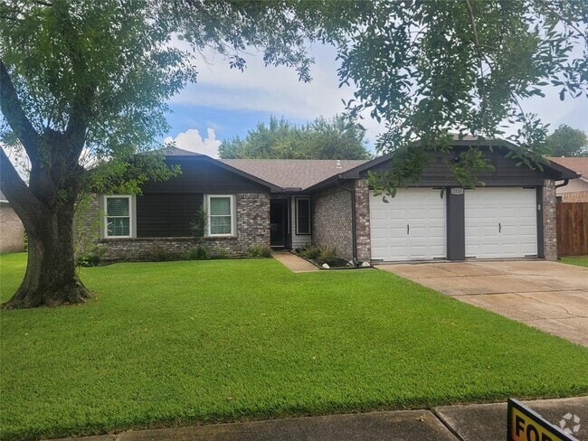 Building Photo - 2518 Fredericksburg Dr Rental