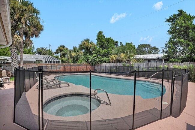 Building Photo - 149 Southwind Cir