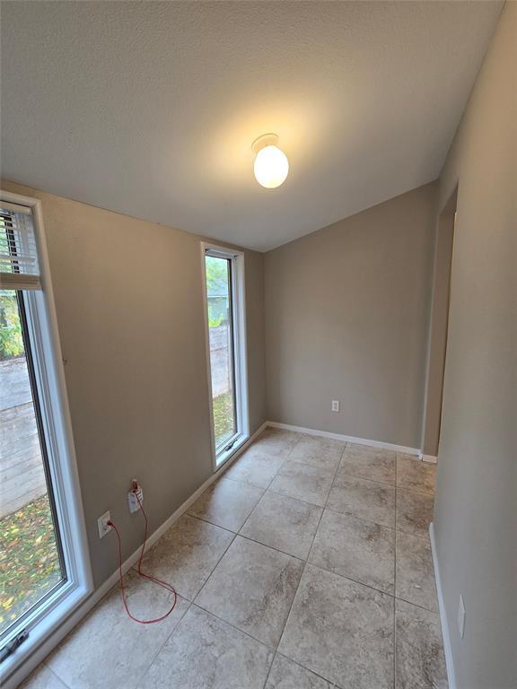 Photo - 1703 Maple Ave