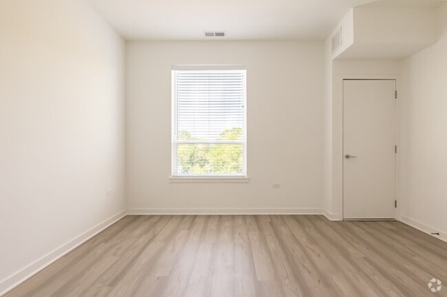 2BR, 2BA - Second Bedroom