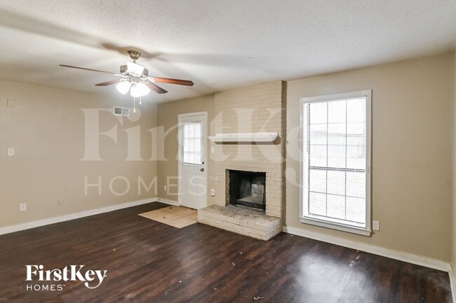 Photo - 4266 Crump Rd