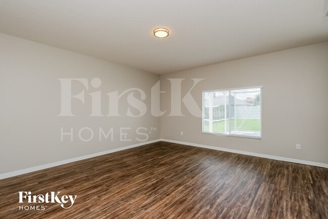 Photo - 4925 Woodmere Rd