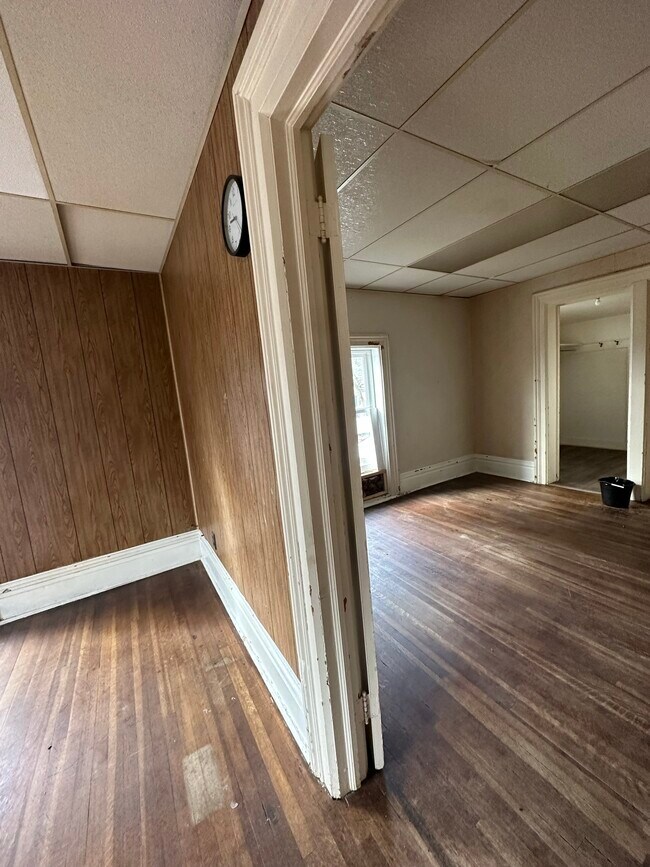 Photo - 806 S Superior St Unit 3-2023