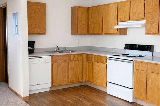 Photo - Country Club Estates