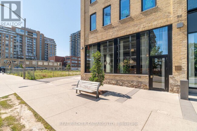 Photo - 181 King St S Unit 1411