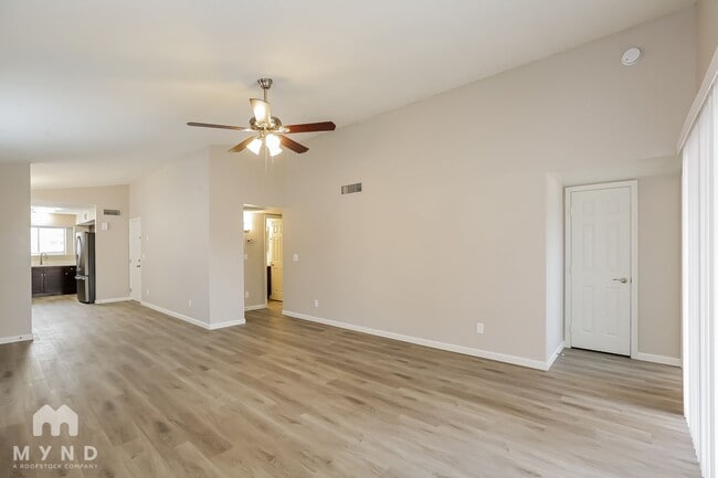 Photo - 4545 N 67th Ave