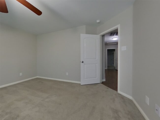 Photo - 2322 Oyster Bay Ave