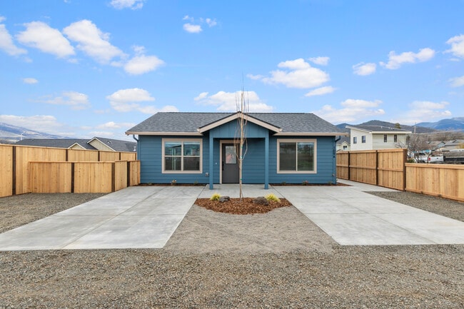 Photo - 109 Gangnes Dr Unit A