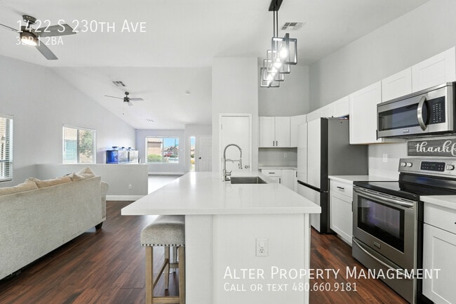 Photo - 1422 S 230th Ave