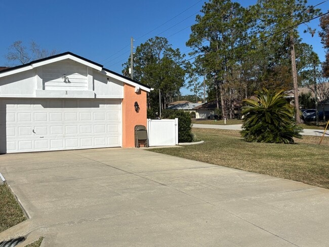 Photo - 2 Windermere Pl