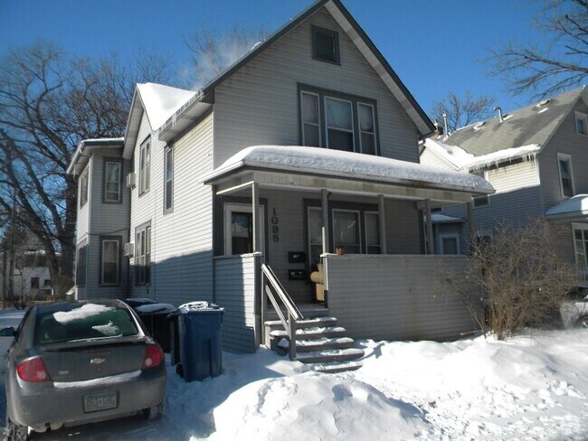 Building Photo - 1095-15 Unit 1AND2 Rental