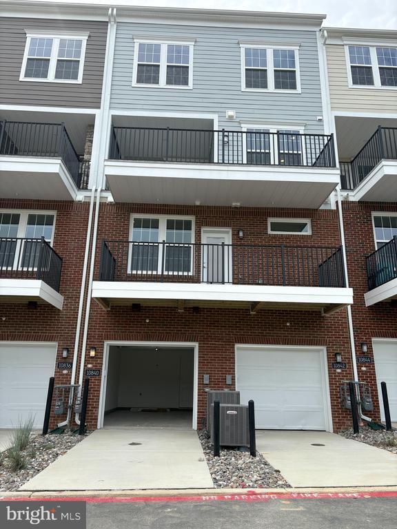 Photo - 10840 Cedar Ave