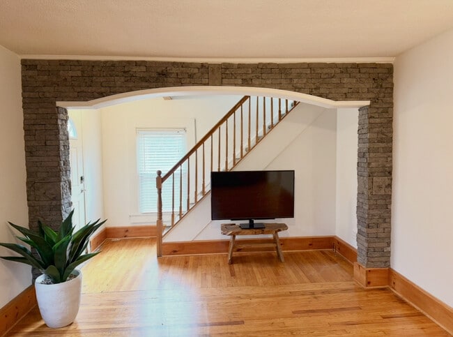 Photo - 11 Meadow St