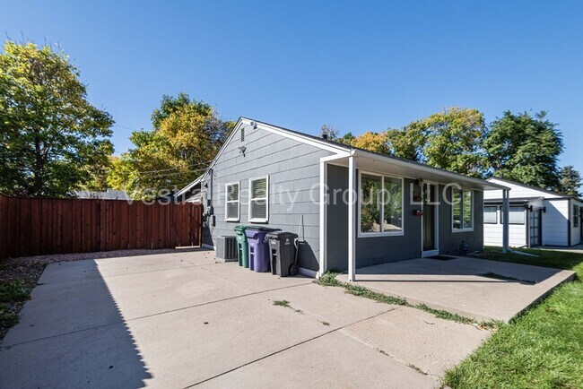 Photo - 2245 S King St