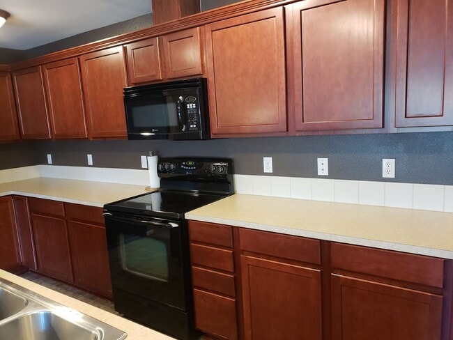 Photo - Two Bedroom Condo In Cordata Neighborhood Unit 201
