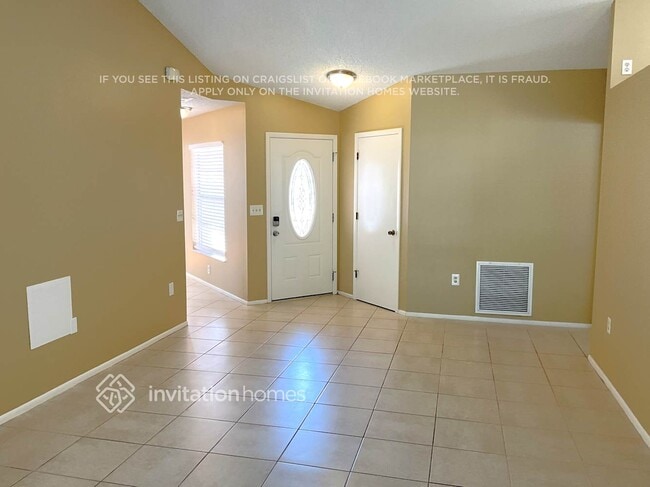 Photo - 713 46th St E