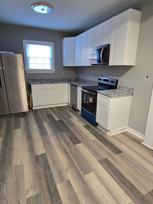 Photo - Renovated 3bed 2bath