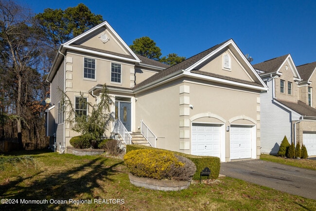 Building Photo - 4 Timber Grove Ct