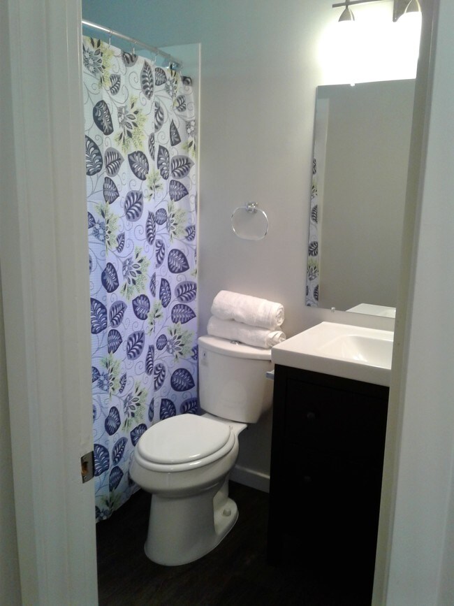 Photo - Mission Blvd. Apartments