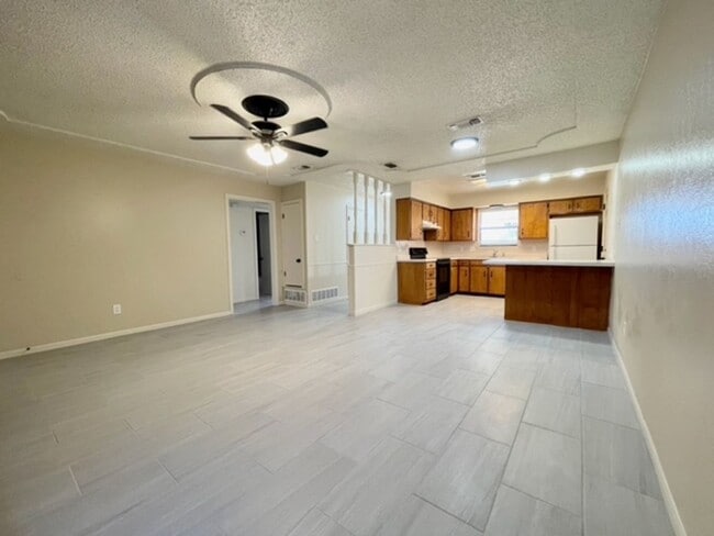 Photo - Single Family Home featuring 3 Bedrooms, 2 Baths, and 1 Car Garage