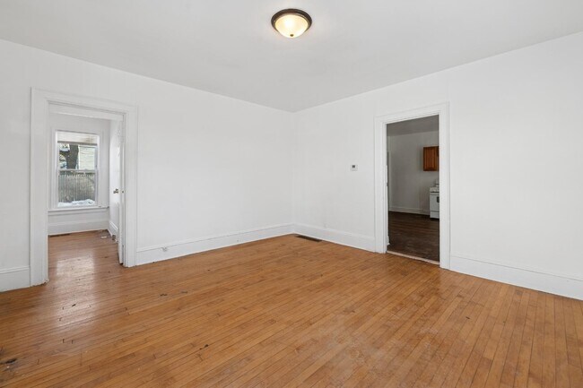 Photo - 1734 W Clarke St