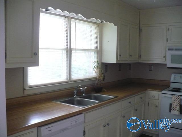 Photo - 11515 Jade Ln SE