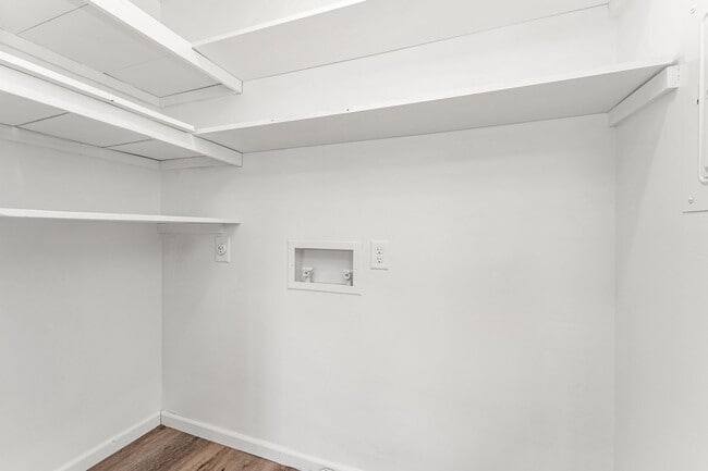 Photo - Hickory Village 55 Plus, LLC - 3700 E Cherry St Springfield, MO 65809