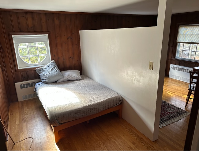 Building Photo - 2 Weston Rd Unit B