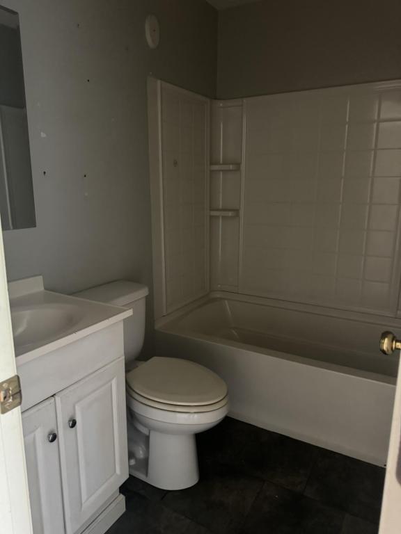 Photo - 2030 Ridgeview Dr NW