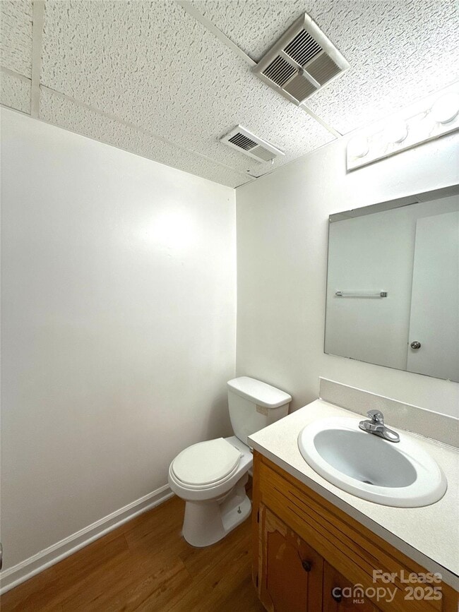 Photo - 409 Hawley Ave