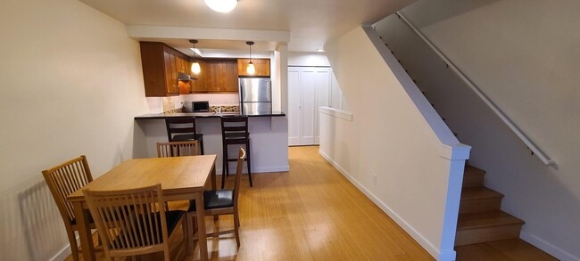 Photo - 1817 11th Ave W