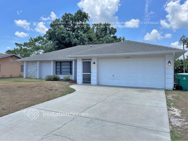 Photo - 21224 Alderson Ave