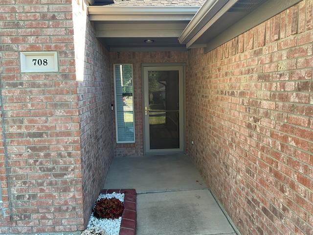Photo - 708 Ridgehill Dr