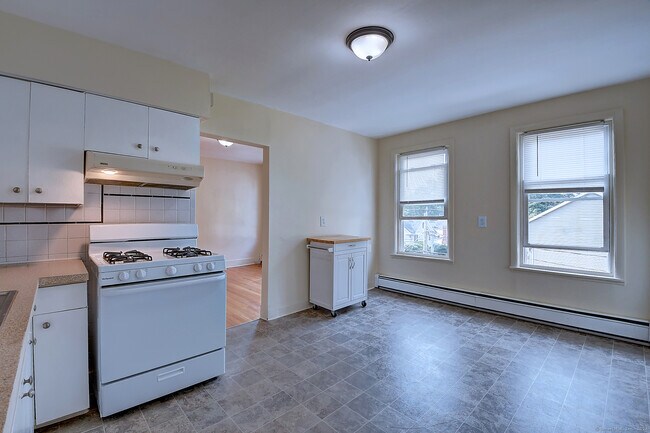 Photo - 298 Hillside Ave