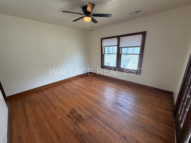Photo - CHARMING 2 BEDROOM APT NEAR THE LOVELY MARYVILLE COLLEGE CAMPUS!!
