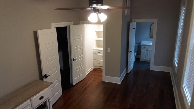Photo - 405 24th St Unit 202