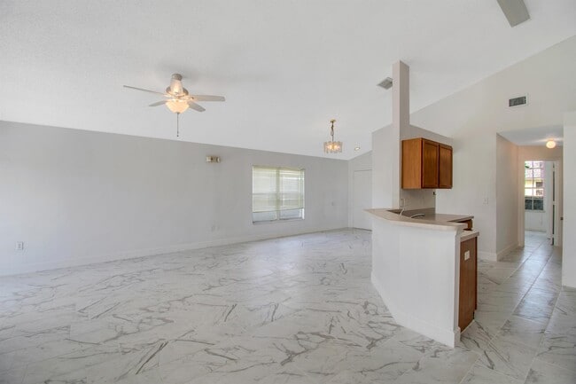 Photo - 236 Langham Dr