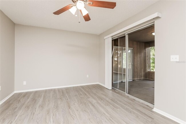 Photo - 105 Whispering Pines Ct