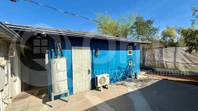 Photo - 1419 E Hatcher Rd