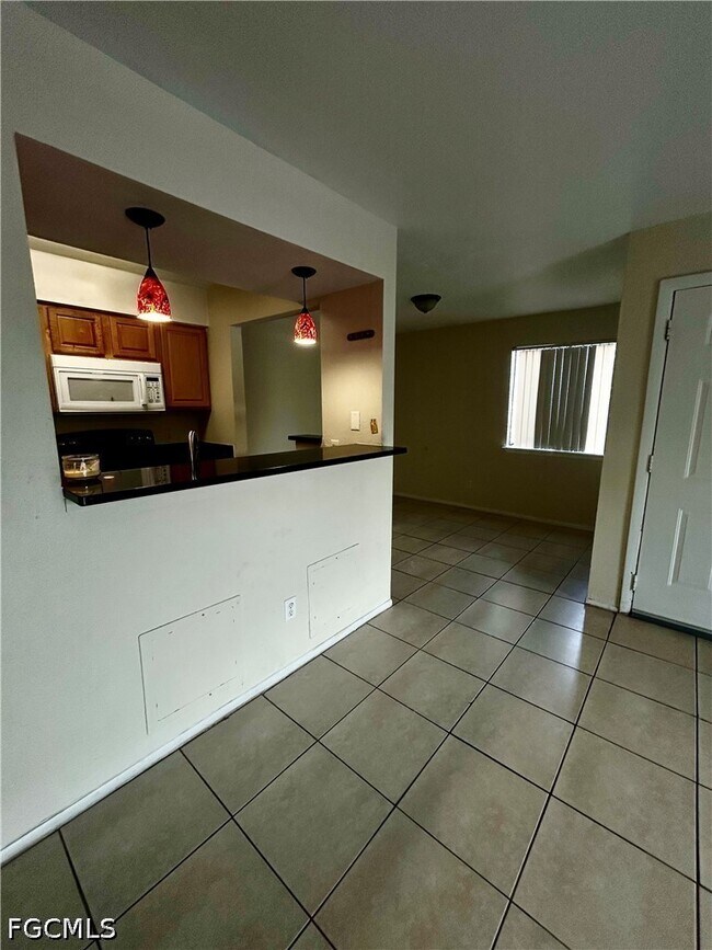 Photo - 2929 Winkler Ave Unit 1015