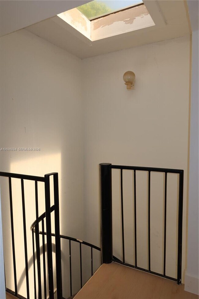 Photo - 3190 Bird Ave