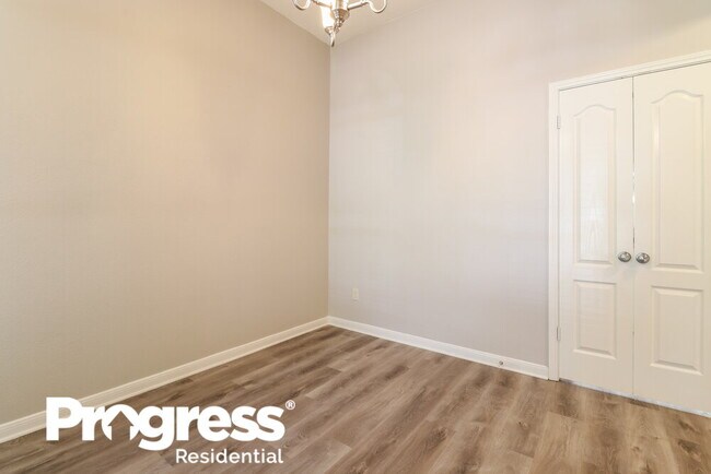 Photo - 3723 Eagles Nest St