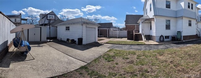 Photo - 143-40 Poplar Ave