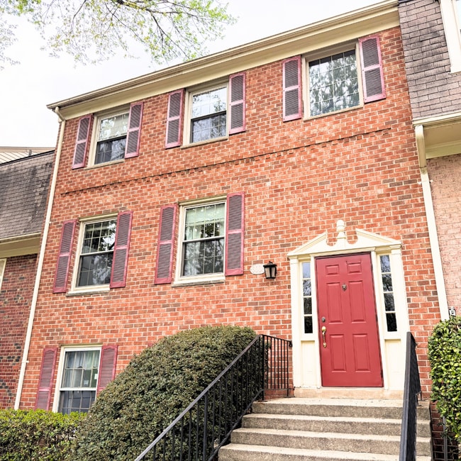 Photo - 6008 Westchester Park Dr Unit T2