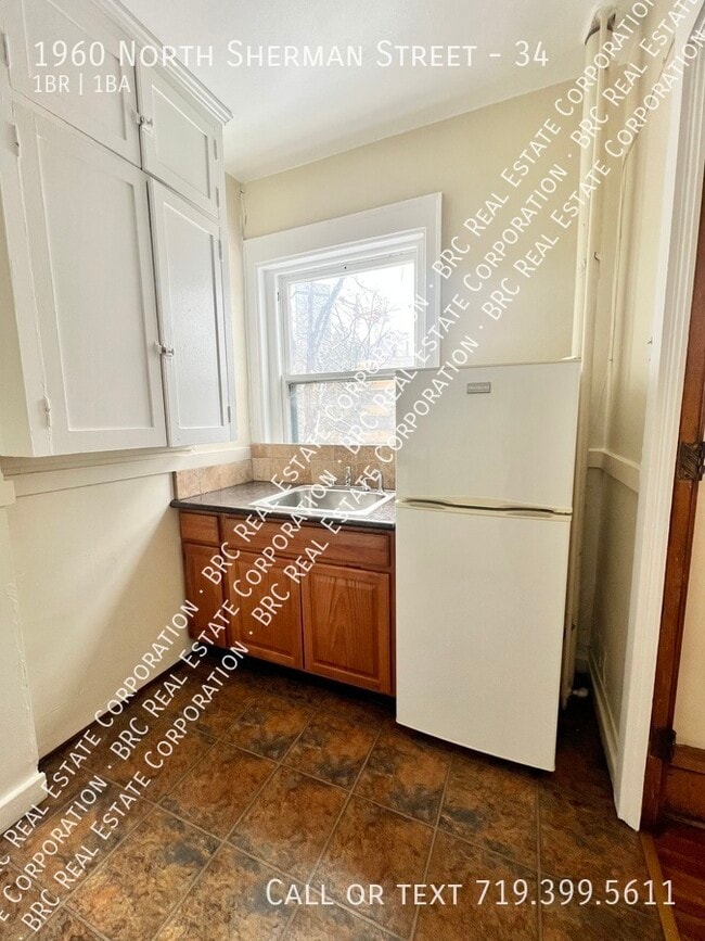 Photo - 1960 Sherman St Unidad 34