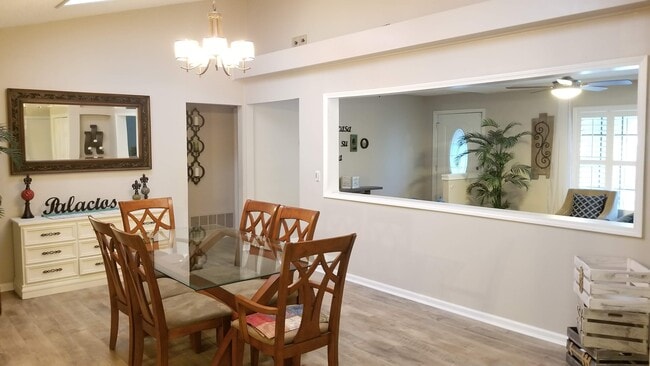 Photo - 1751 Horton Dr