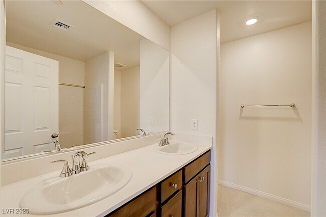 Building Photo - 3719 Via Allegro