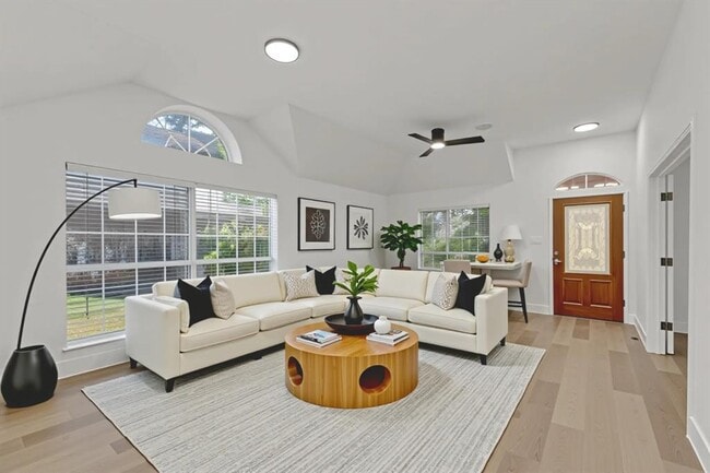 Photo - 1108 Pecan Creek Dr