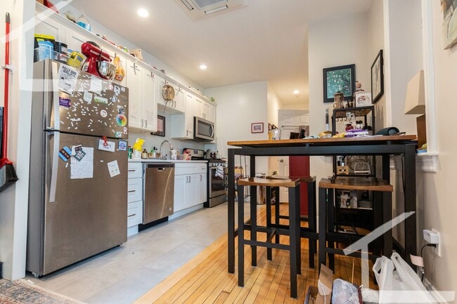 Photo - Great 1 Bed Just Came on the Market