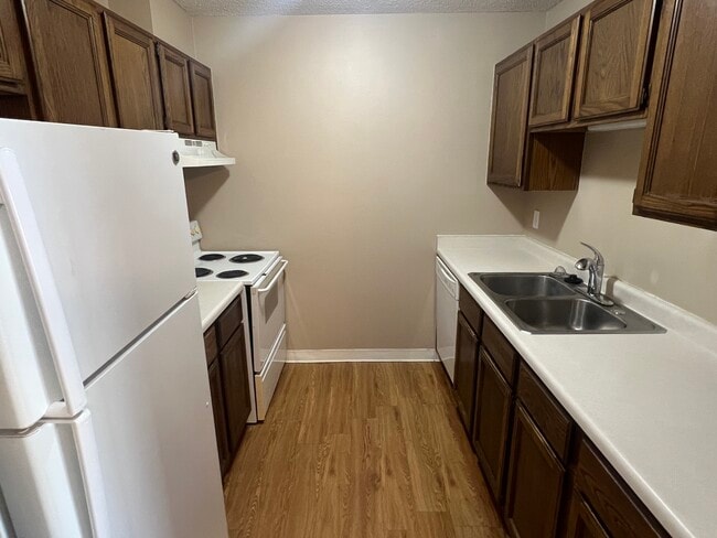 Photo - 2120 Valleyhigh Dr NW Unit C108